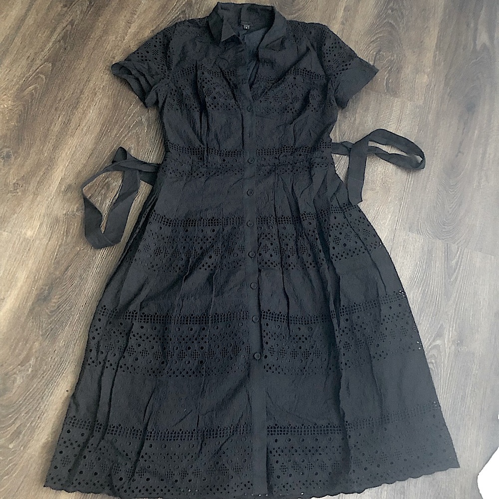 Beautiful 100% cotton embroidered dress. Talbots. New.